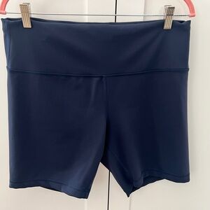 Lululemon Align High-Rise 8” Women's Performance Shorts - Navy Size 16